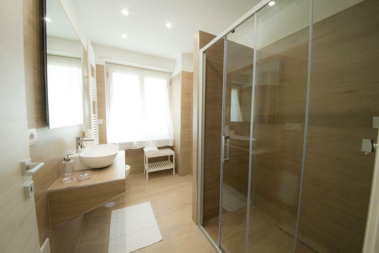 シェリー B&B サレルノ エクステリア 写真