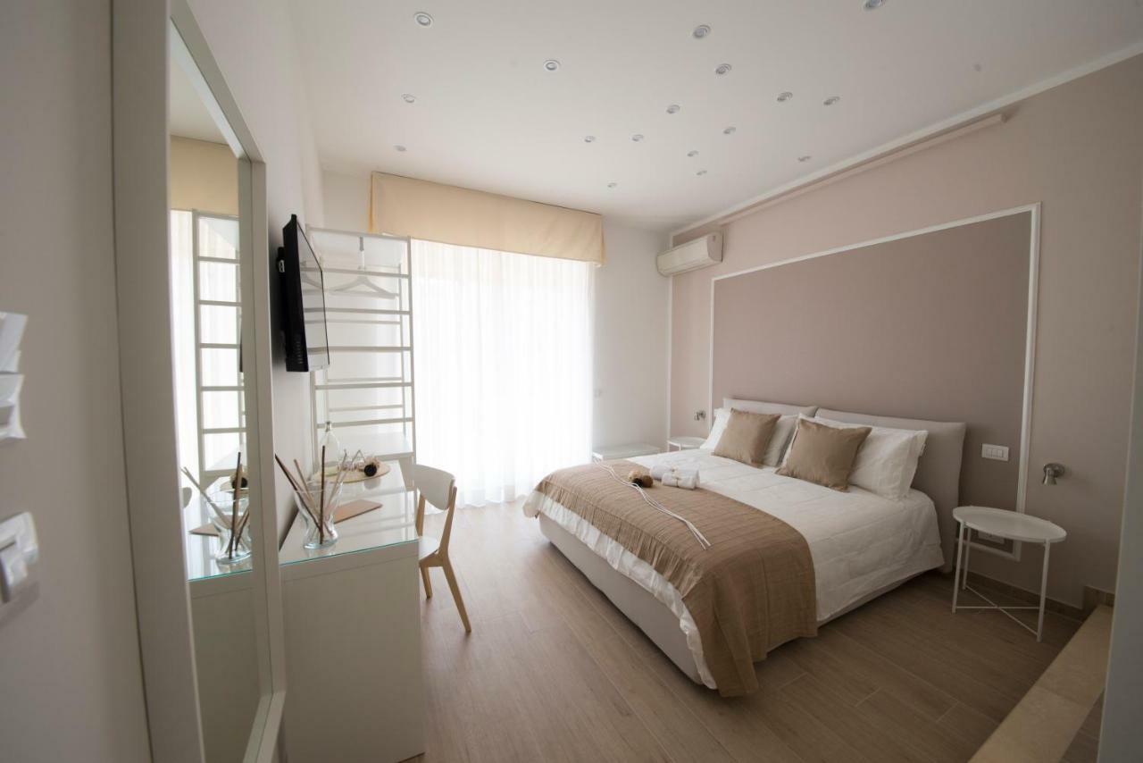 シェリー B&B サレルノ エクステリア 写真