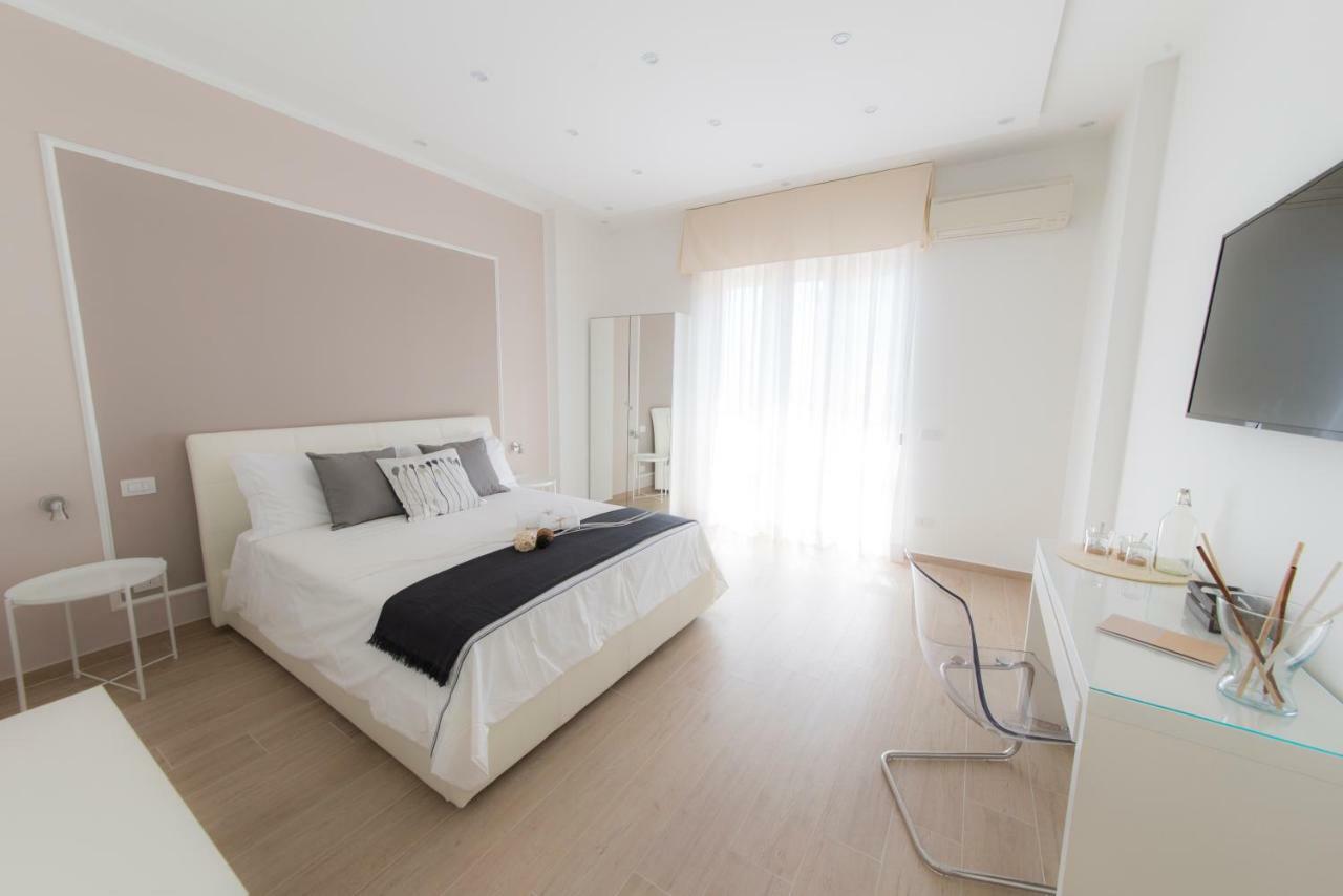 シェリー B&B サレルノ エクステリア 写真